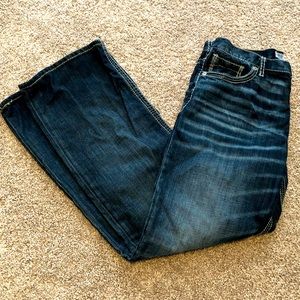 EUC Buckle Tyler 34R jeans